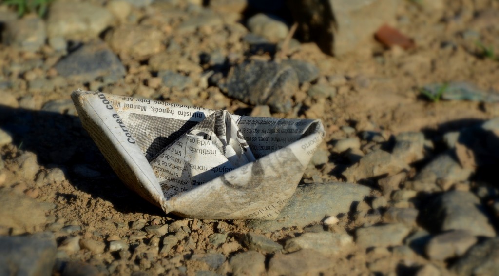 paper-boat-2101247_1920